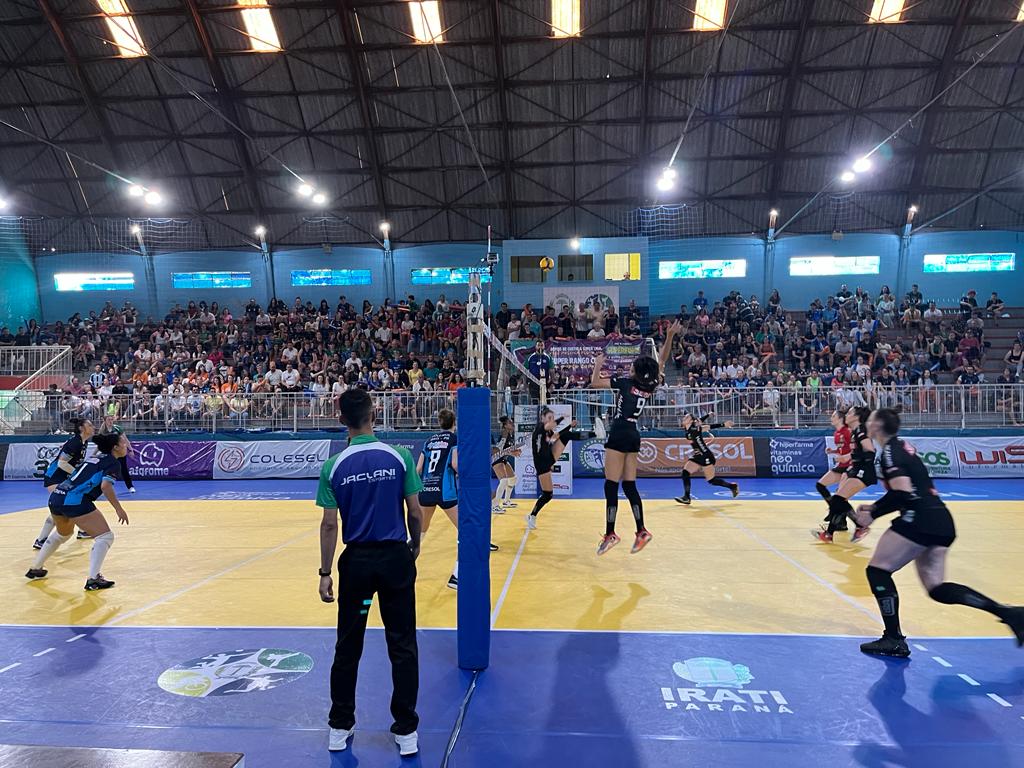 Meninas do Irati Vôlei fazem historia ao vencerem Super Liga