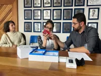 Aluna de Irati com cegueira total recebe óculos com inteligência artificial